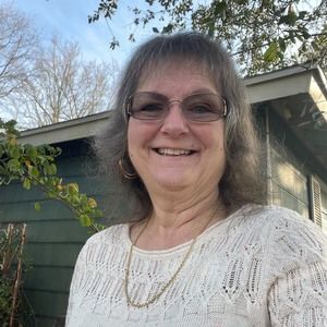 Meet your Posher, Cindy